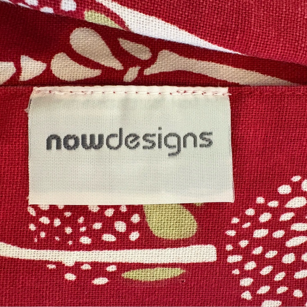 Red Floral Kitchen Linens Set - Picture 3 of 3
